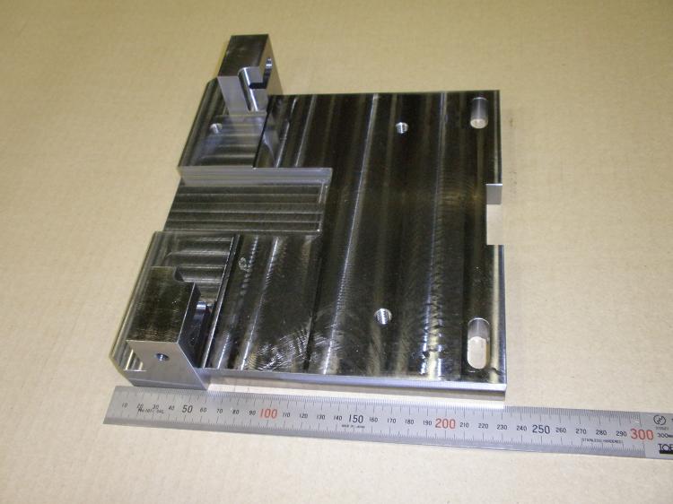 機械加工部品
